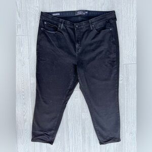 Torrid Crop Sky High Skinny Premium Stretch High-Rise Black Jean Size 22